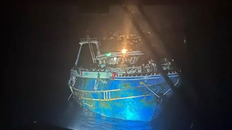 Πώς οι ιταλικές αρχές ενημέρωσαν την Αθήνα και την FRONTEX για το μοιραίο σκάφος